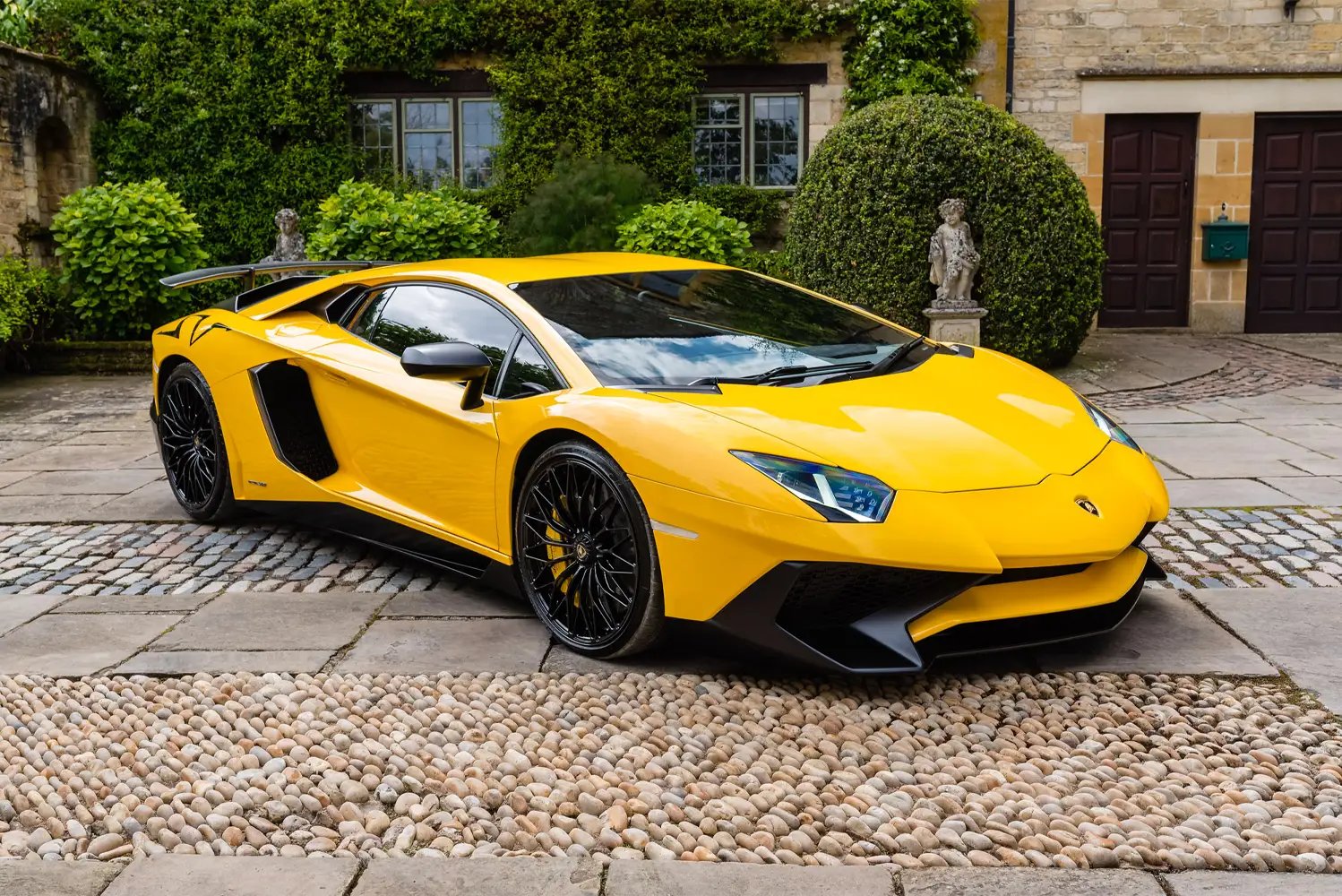 Vehicle-Finance-Lamborghini